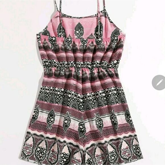 Plus Graphic Print Self Tie Cami Ro - Picture 2 of 6